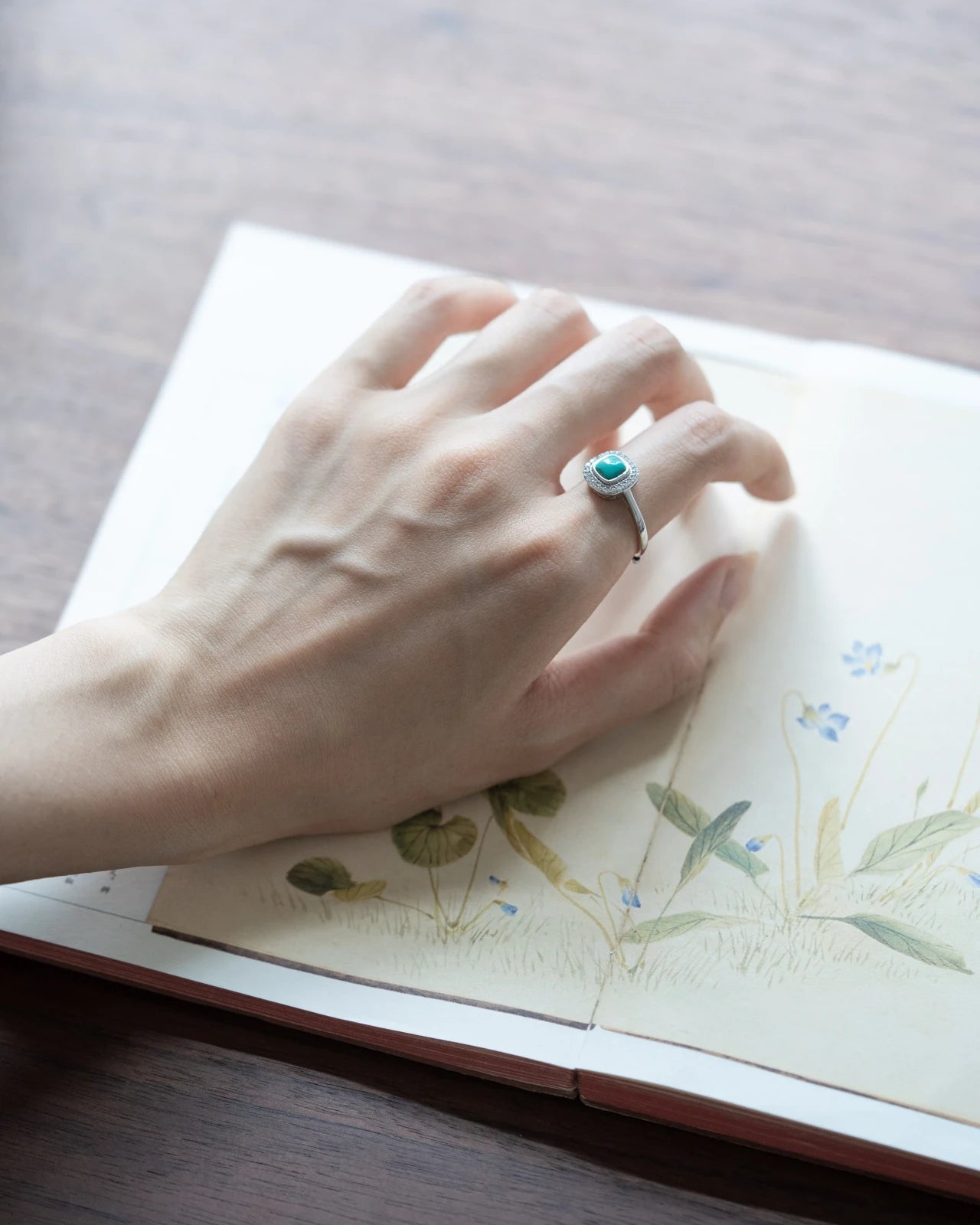 Tranquil Voice Ring