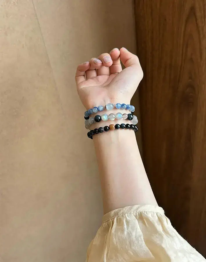 Shadow Stillness Bracelet