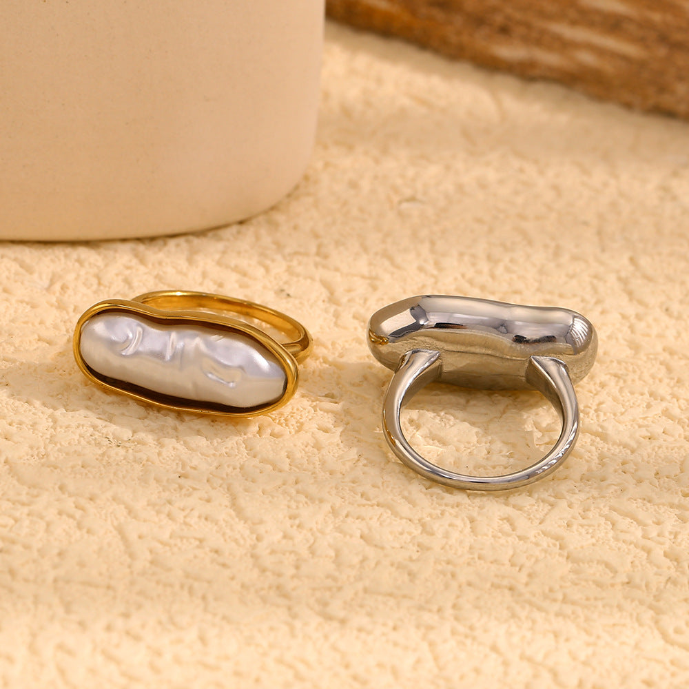 Organic Pearl Bar Ring