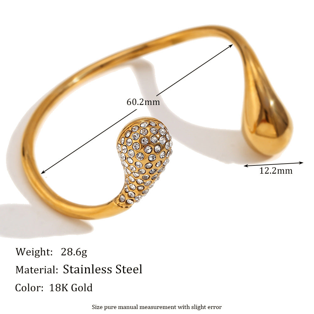 Curved Pavé Teardrop Cuff