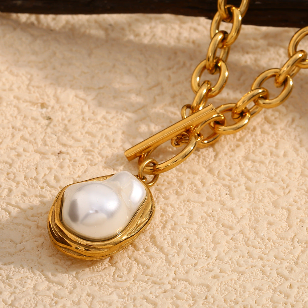 Baroque Pearl Toggle Necklace