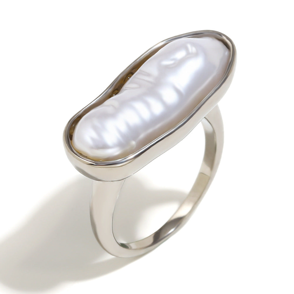 Organic Pearl Bar Ring