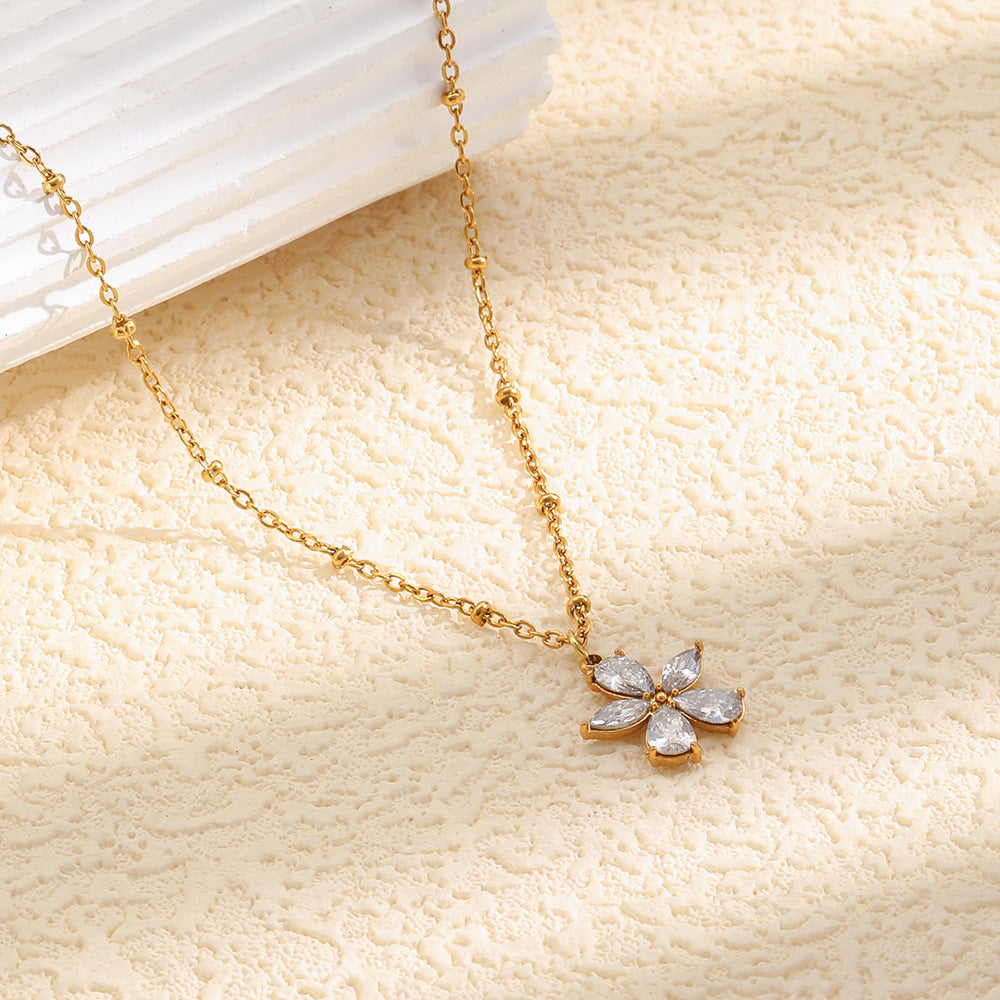 Five-Petal Flower Necklace