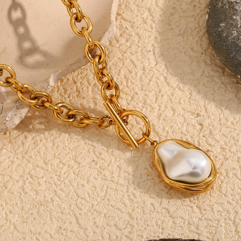 Baroque Pearl Toggle Necklace