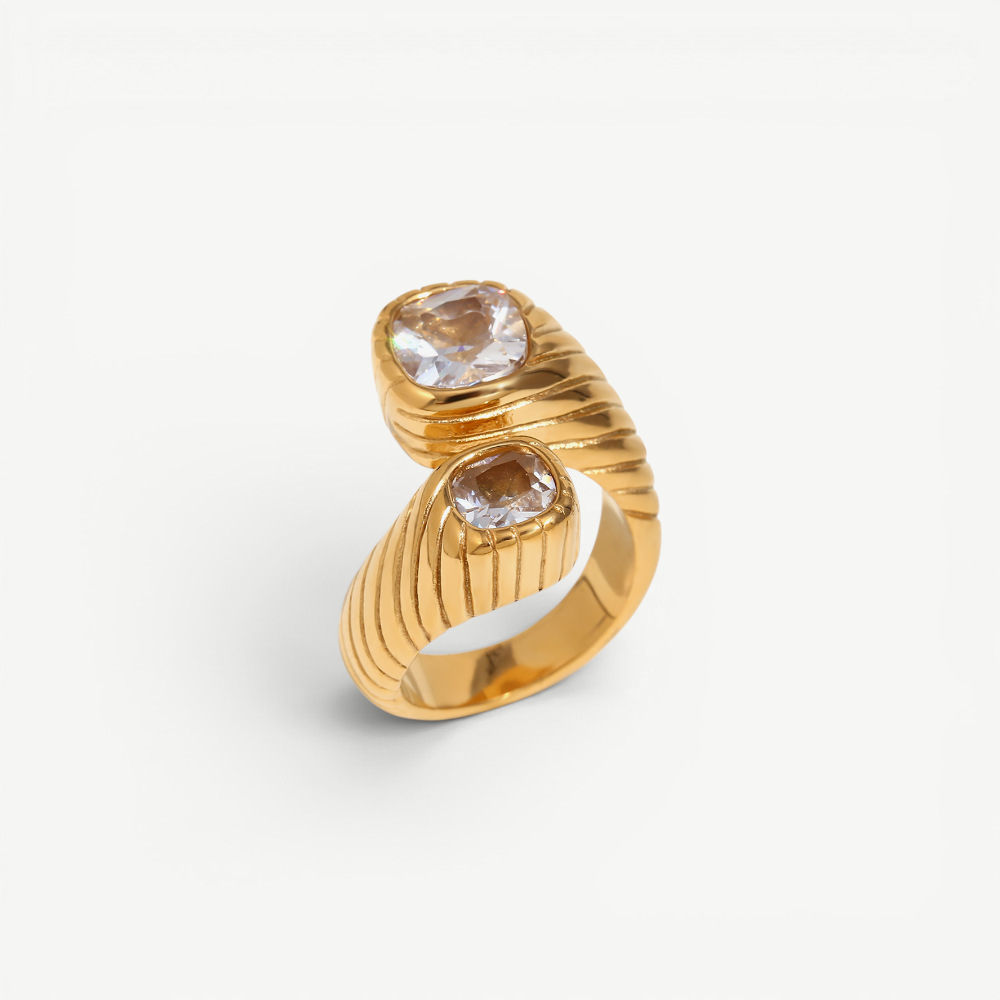 Ribbed Toi Et Moi Ring