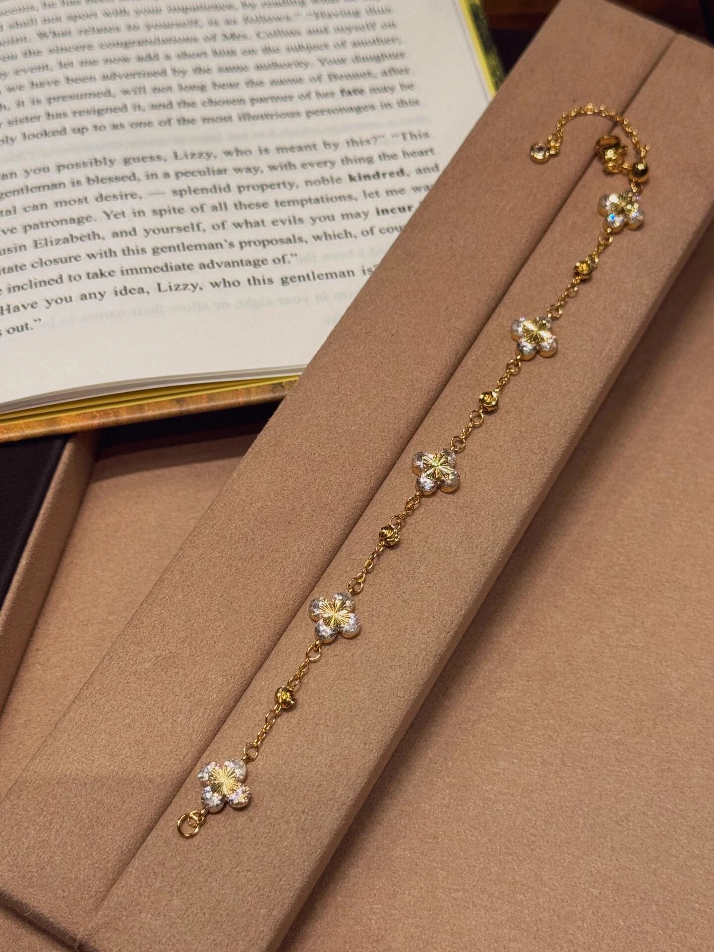 Laser Four-Leaf Clover Bracelet