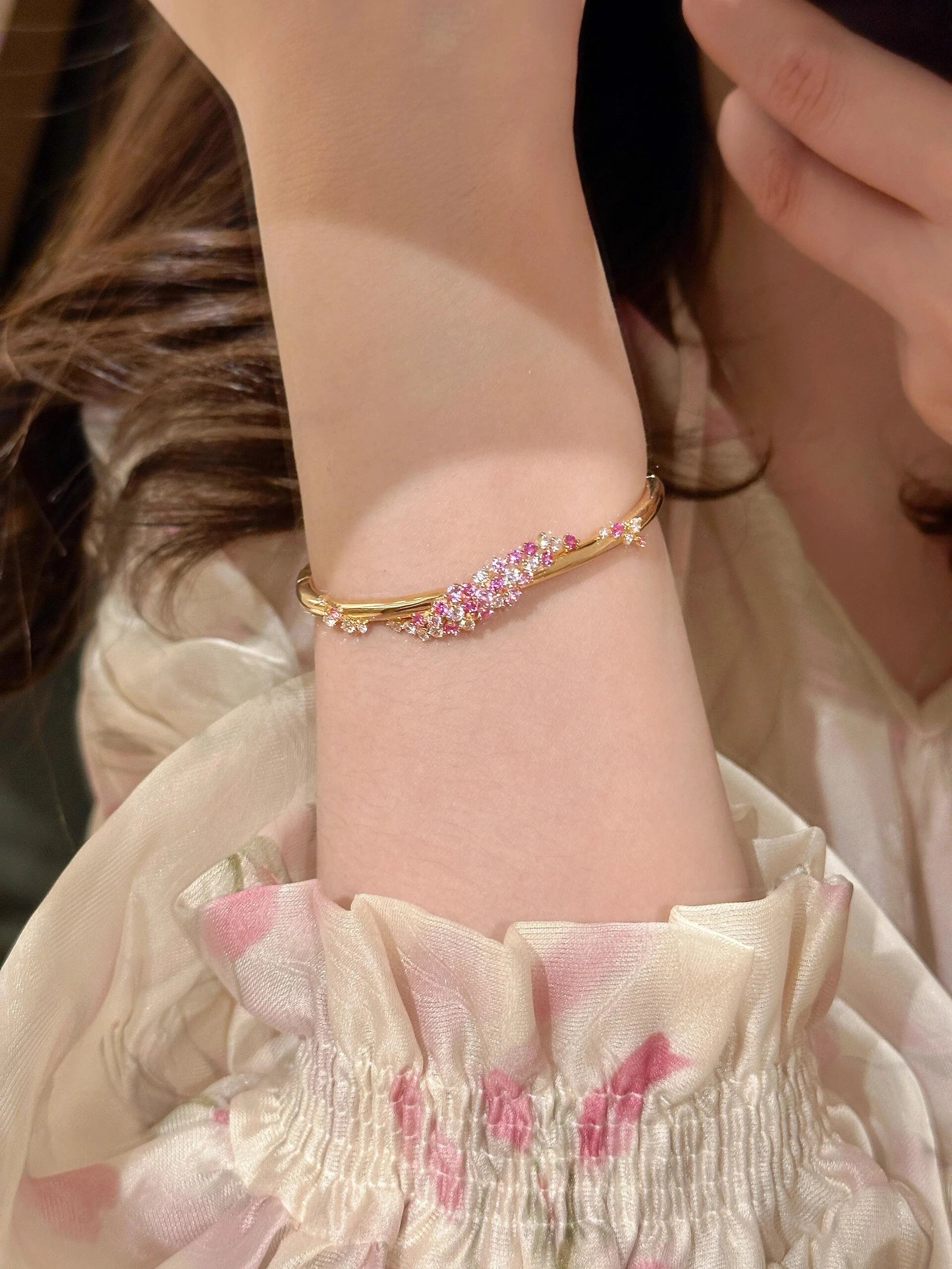 Peach Pink Floral Cluster Bangle Bracelet
