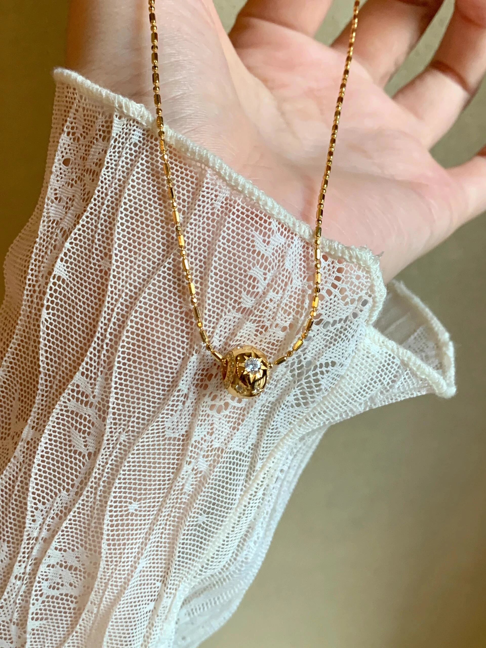 Starburst Barrel Bead Necklace