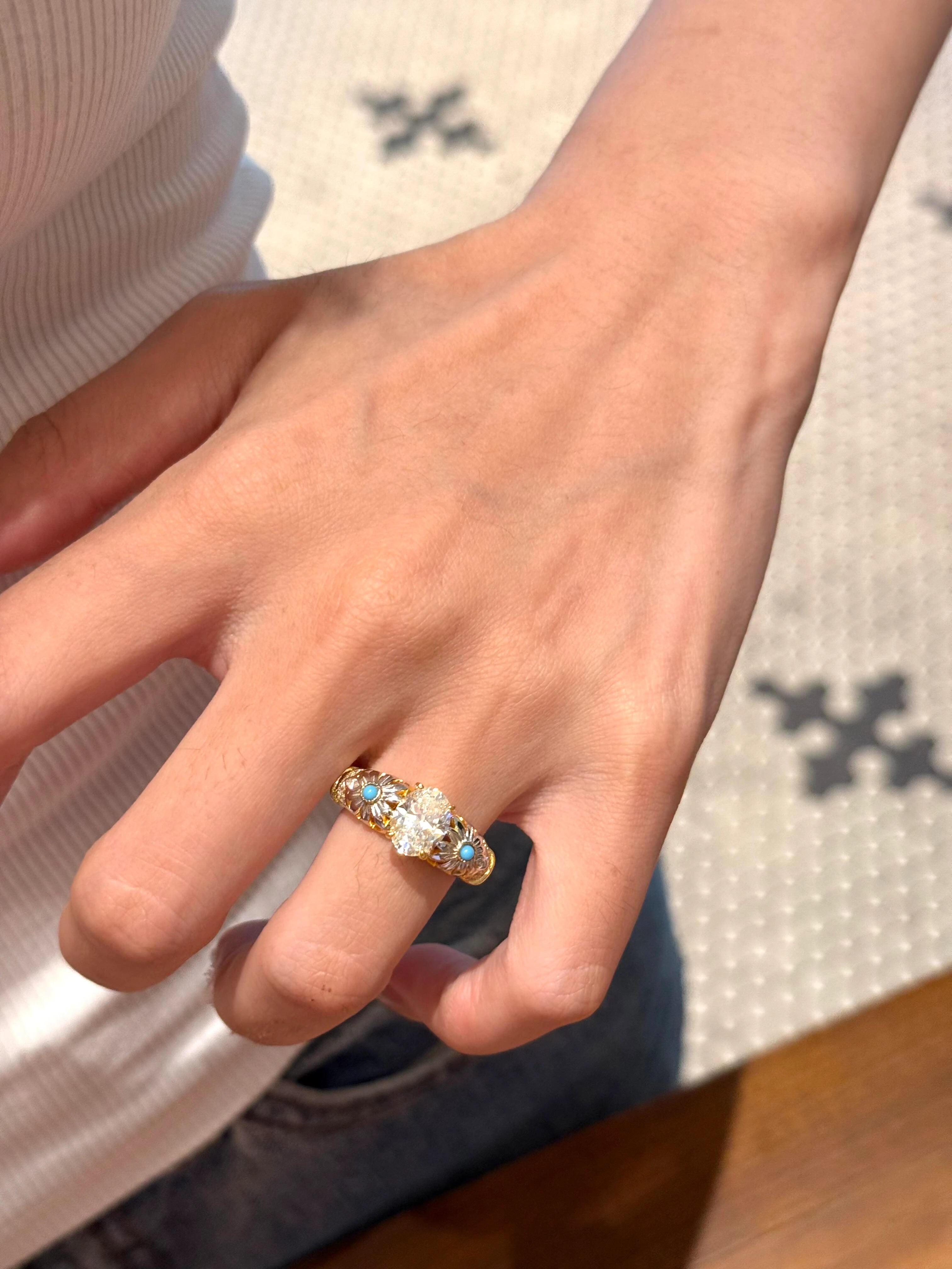 Daisy Pigeon Egg Ring