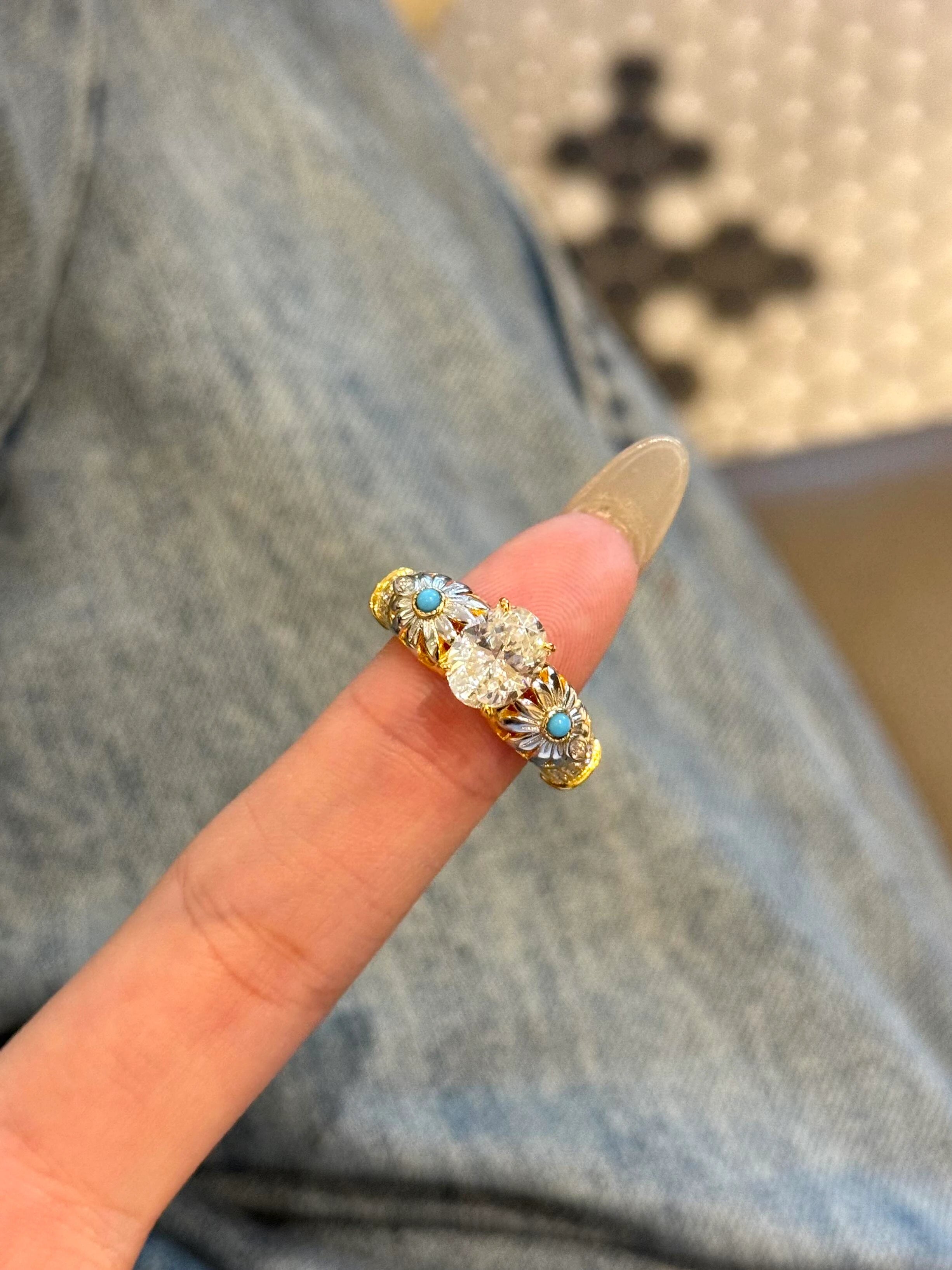 Daisy Pigeon Egg Ring