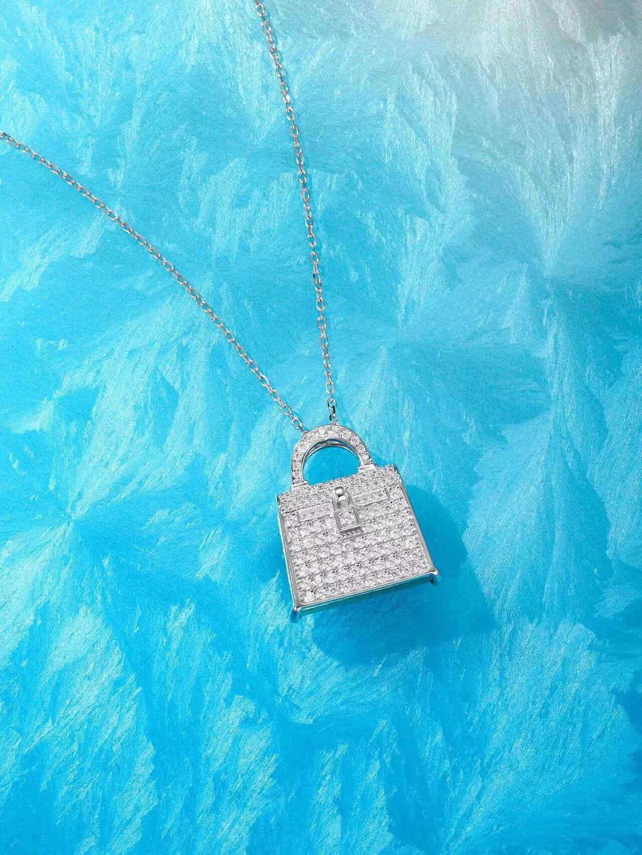 Green Chalcedony Bag Pendant Necklace