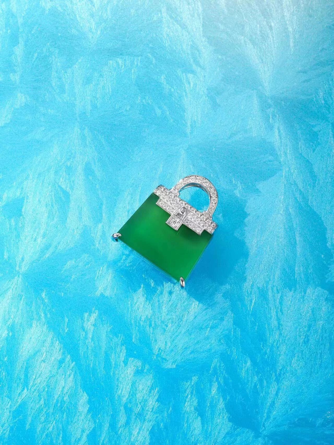 Green Chalcedony Bag Pendant Necklace