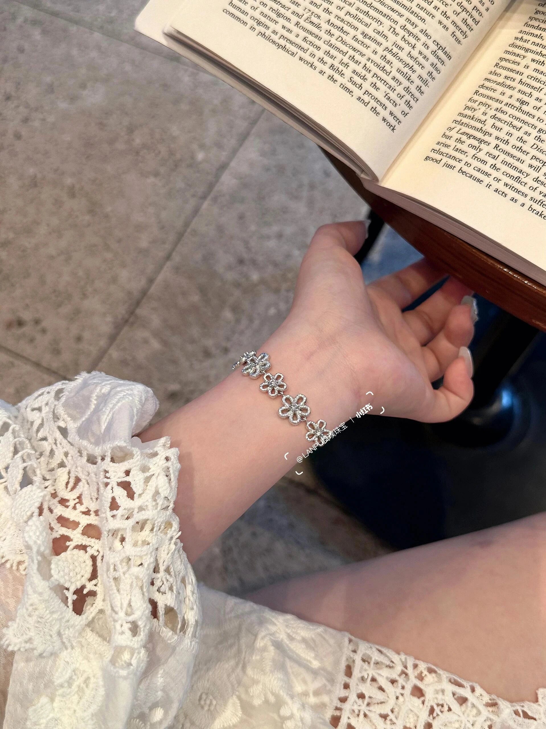 Lace Floral Link Bracelet