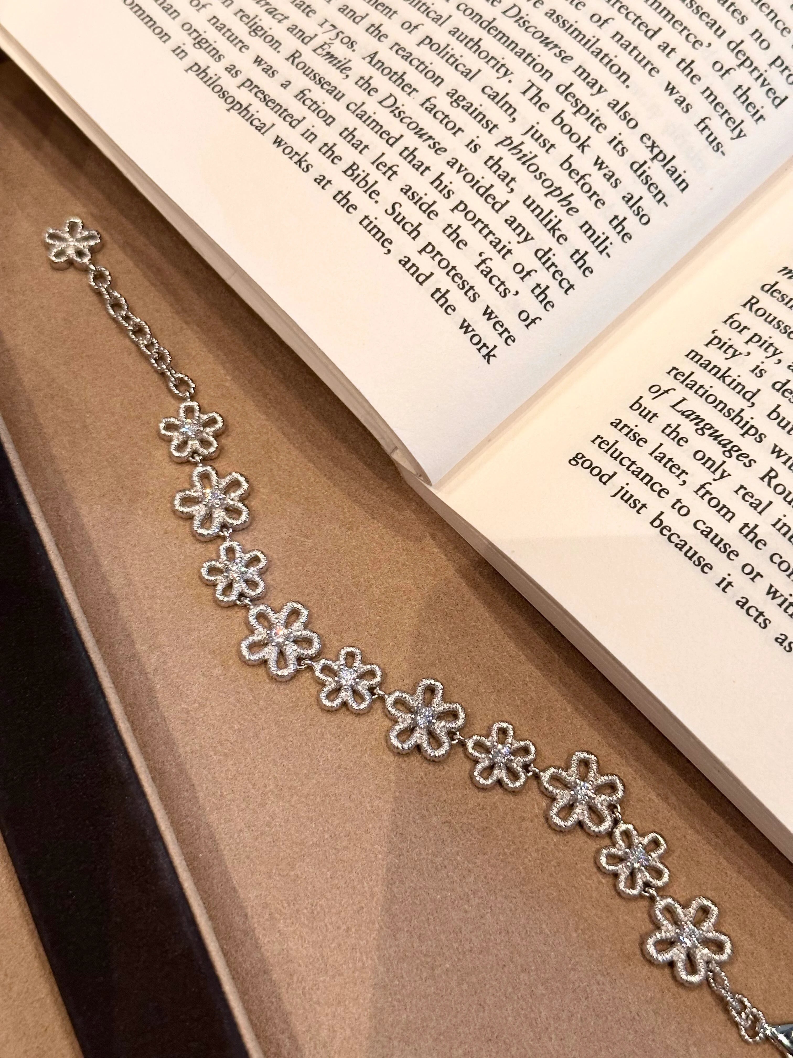 Lace Floral Link Bracelet